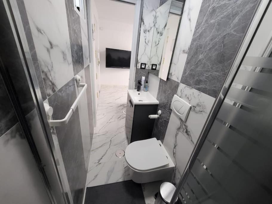 Las Canteras New 2 Bedrooms Flat At The Beach Parking Optional Las Palmas / Gran Canaria Exterior foto